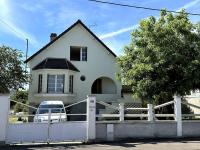 Charmante Maison avec Jardin à Troyes - B&B