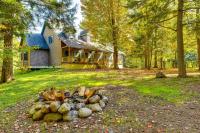 Private Deck and Fire Pit Adirondack Family Home - B&B
