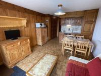 Appartement cosy 2 pièces - Proche pistes - Terrasse sud - 4 pers - FR-1-810-24 - Ferienwohnung