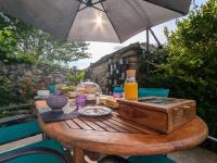 Maison d'hôtes rénovée avec table d'hôte dans la campagne Altiligérienne - FR-1-582-522 - Chambres d'hôtes Saint-Victor-sur-Arlanc