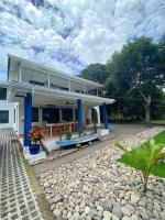Tivives kikala Lodge - B&B Esparza
