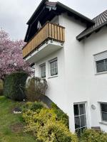 Appartamento con 2 Camere da Letto e Balcone