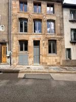 Au Petit Langres Logement Centre-Ville - B&B