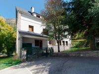 Apartamentos 3000 Escarrilla - B&B Escarrilla