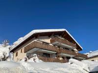Casa Ansiel - 2.5 Zimmer Ferienwohnung am Sonnenhang von Falera - B&B