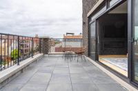 Large 2-Bedroom with Huge Roof Deck view of Chicago Skyline - Chambres d'hôtes Chicago