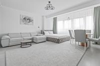 King Studio with Sofa Bed