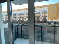 One-Bedroom Apartment with Balcony