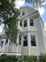 A Great Day in Newark - Elite 3 BR Sunny Retreat - B&B