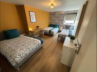 A3 - neuf 2024 - ORLY - PARIS EXPO - 4 chambres - Bed and Breakfast