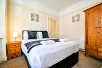 Fitzwilliam House -3 Bed House - B&B