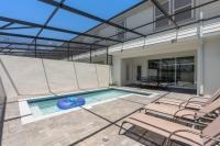 Mickey Themed 5BR Pool Home, Near Clubhouse - Chambres d’hôtes Davenport