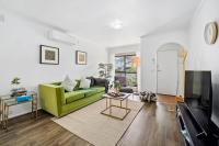 Low Maintenance Living in Perfect BoxHill Location - Bed and Breakfast Ballarat