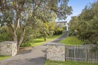 Banksia Beach Retreat - B&B