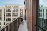 Dubai Creek Poolside view Apartment - By DuStay - B&B Dubai