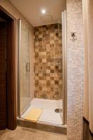 Camera Tripla Classic