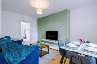 Sleeps 6, Stylish Apartment, Perfect For Groups, Long Term Disc - B&B