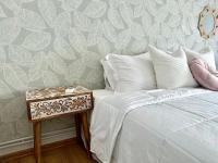 Kastoria NYC - B&B Kastoria