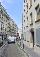 Charming flat in old Paris - B&B