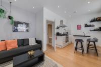 The Lipstick Palace - Fitzrovia - by Frankie Says - Ferienwohnung