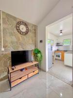 La place de l'Apéro - B&B Ducos