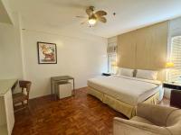 Estudio con 1 cama grande