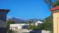 R GARDEN VILLA 1 Appartement ensuite, cuisine et terrasse - B&B