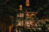 Buena Villa Surf Culture Jungle Escape in Bingin - B&B Uluwatu