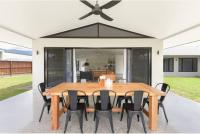 Eleven Watson Guesthouse - B&B Mossman