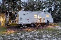 Half Moon Lake Retreat - B&B