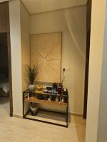 شقه2 فاخره ثلاث غرف نوم بالامكان توسعتها ل اربع غرف نوم - B&B Riyad