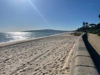 Beach front unit in Capel Sound - B&B