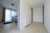 Apartment with Balcony - Split Level