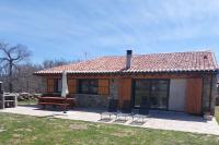 Casa rural La Casaca en plena sierra de Gredos - B&B Los Narros