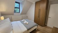 Westciti Chatsworth Road Apartments - Bed and Breakfast