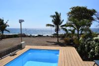 Le Rocher Sea Front Villa - Bed and Breakfast Flic en Flac