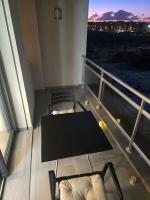 Charmant appartement à 10min de L' Aéroport Med V - B&B