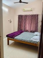 Family Room with Mountain View