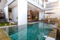 Wita Villa Lovina - Bed and Breakfast