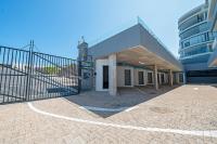 Beachfront Apartment with wrap around terrace in Blouberg, 04 Azul - Chambres d’hôtes Bloubergstrand