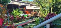Bungalow con vistas al jardín