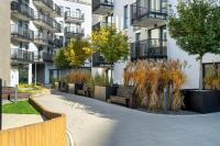Stylish & Comfy Garbary Apartments with Parking by Noclegi Renters - B&B