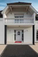 Gites Spa Strasbourg - Villa Ours - SPA Privé, Sauna, Borne d'arcade, Babyfoot - Chambres d’hôtes Ittenheim