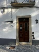 Avis Guesthouse - B&B