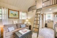 Exotic Animal Farm Stay in Illinois Tour, Explore - B&B Kampsville