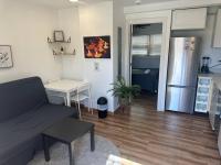Central 1 BR Apartment EasyParking Laundry - B&B