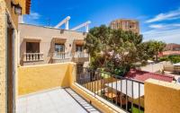 Bungalow moderno con terraza privada y BBQ a 5 min de la playa - B&B Torrevieja