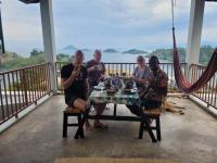 Amazi Land Home and Farm Stay - Chambres d’hôtes Kibuye