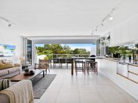 Noosa Views 4 Relaxed Coastal Escape - B&B Noosa Heads