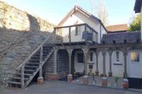 Craig Fach Coach House - B&B